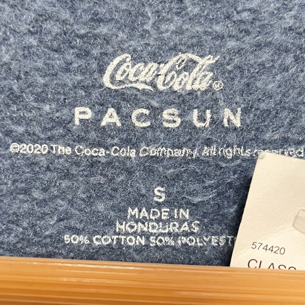 PACSUN Coca Cola Polar Bear Crewneck Sweater Size Small NWT - Picture 3 of 8